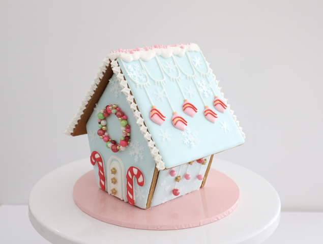 Christmas Cottage Cutters Medium