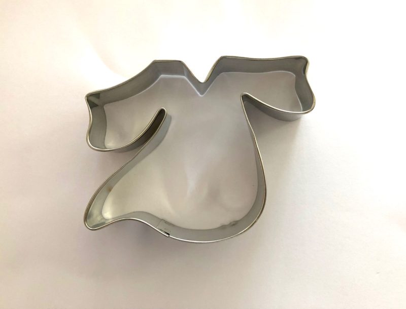 Graduation Gown Cutter