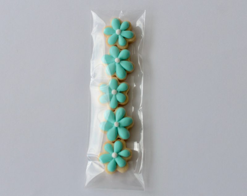 Long/skinny Food Grade Clear Reseal Cookie Bags 40 microns - 50mm x 180mm (Pack 100) - Image 2