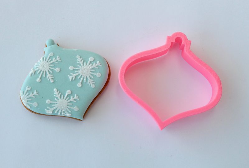 Miss Biscuit 1 Ornament Cutter - Image 2