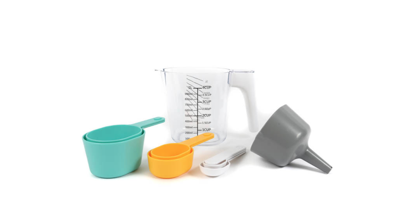 Sprinks Jug With Nesting Measure Cups & Spoons