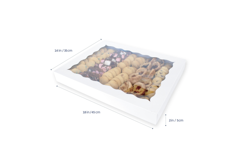 Loyal Scalloped Edge Cookie : Biscuit Box - XL 350mm x 450mm