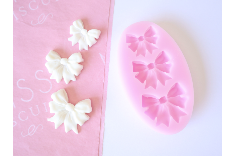 Detailed Bows Silicone Mould