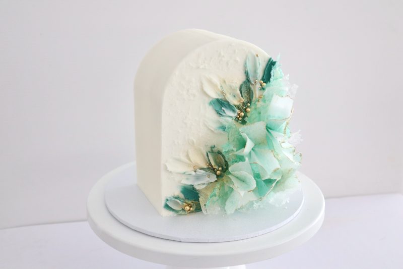 Ocean Waves Buttercream Cake Class