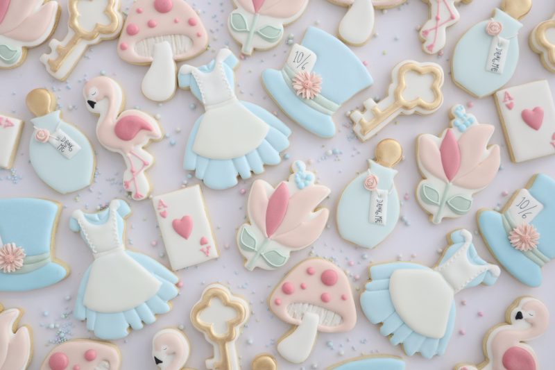 Alice - Comprehensive Beginner Royal Icing Class