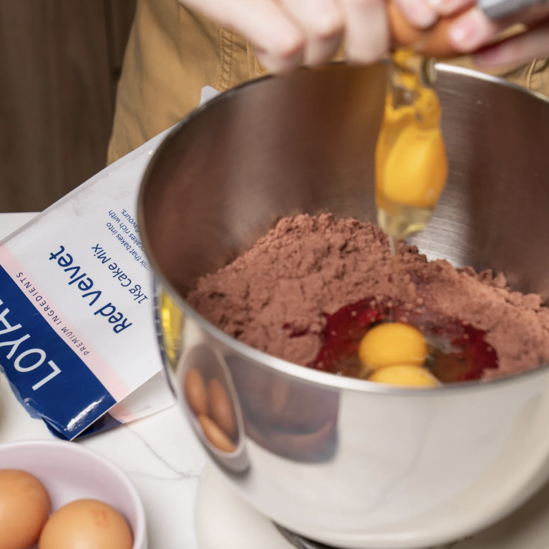 Loyal Red Velvet Cake 1kg Mix - Image 2