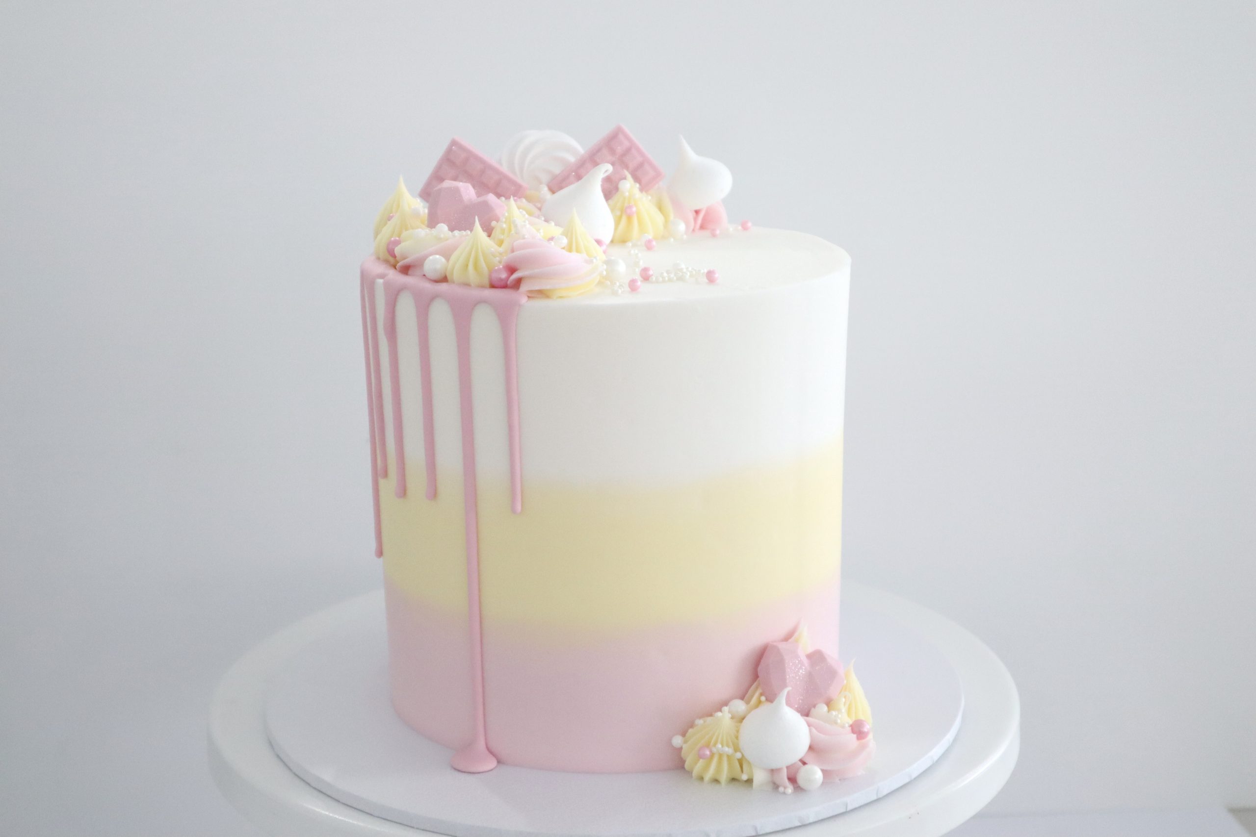 Pink Lemonade Beginner Buttercream Cake Class