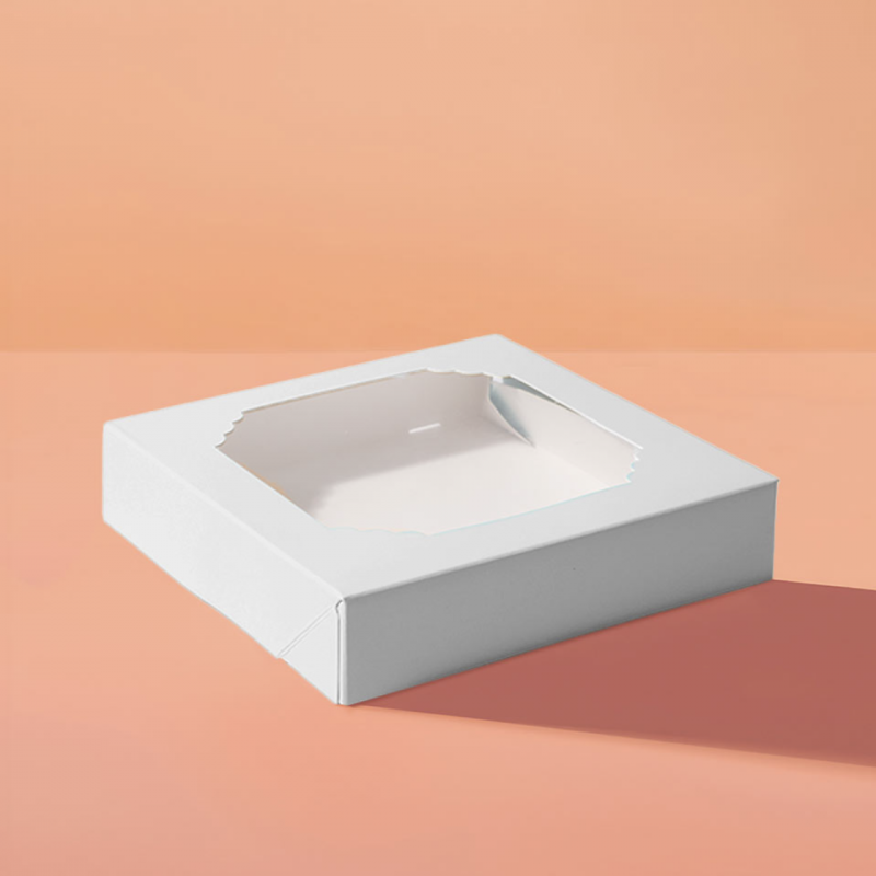 Papyrus Scalloped Large Treat Box (Pack of 5) - White