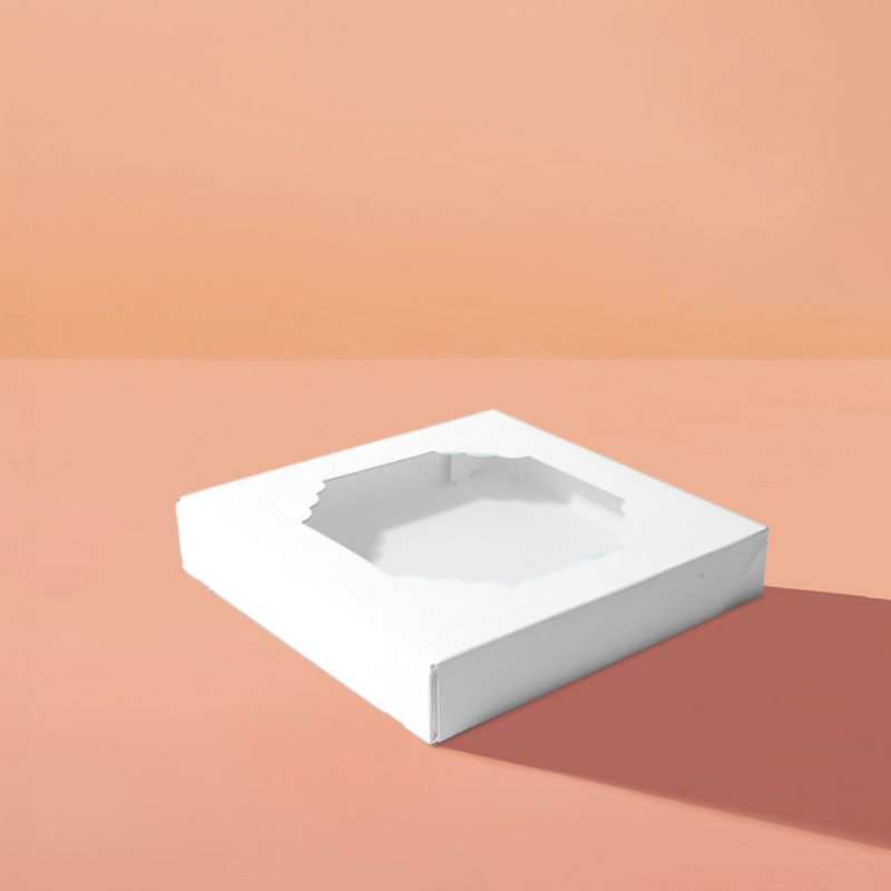 Scalloped Medium Treat Box (Pack of 5) - White