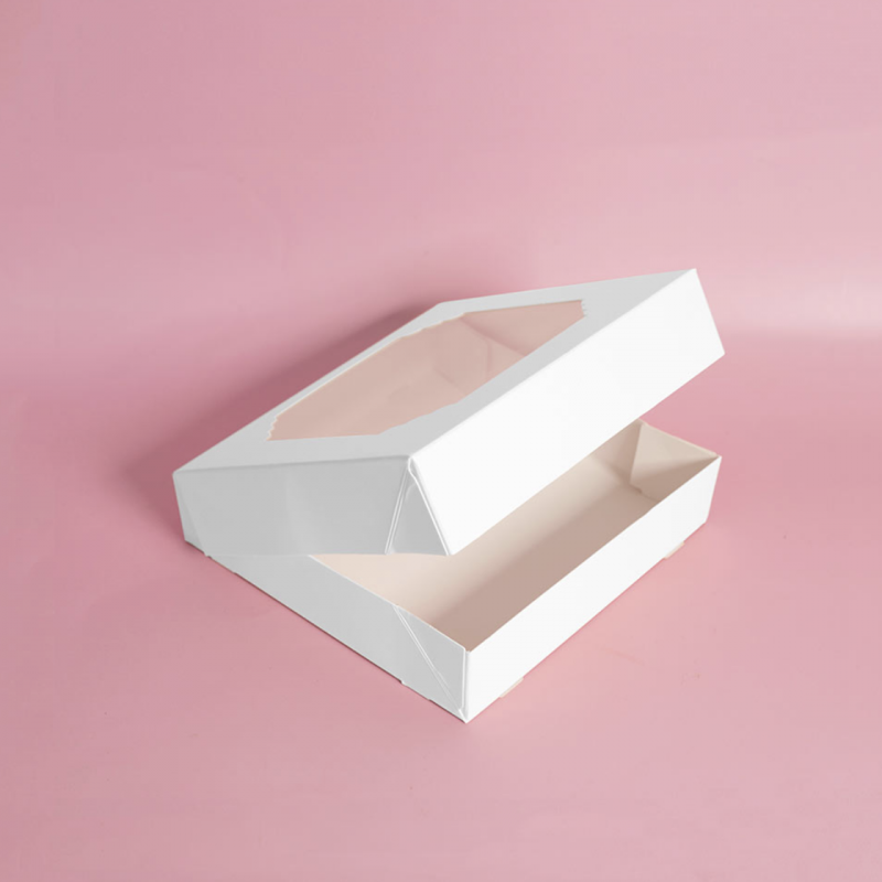 Scalloped Medium Treat Box (Pack of 5) – White - Image 2