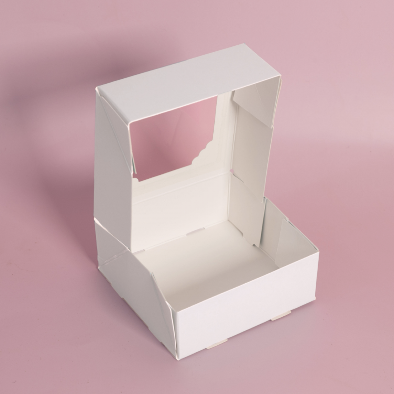 Scalloped Small Treat Boxes (Pack of 5) - White