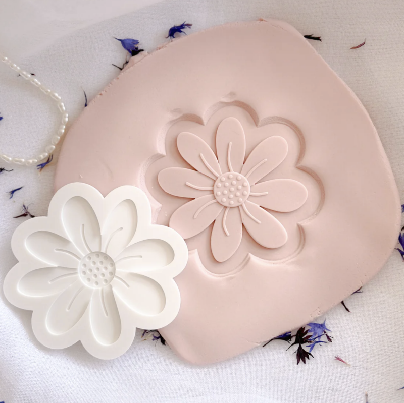 Daisy Head Debosser and Cutter or Cutter Only by Cooki Co Cuts
