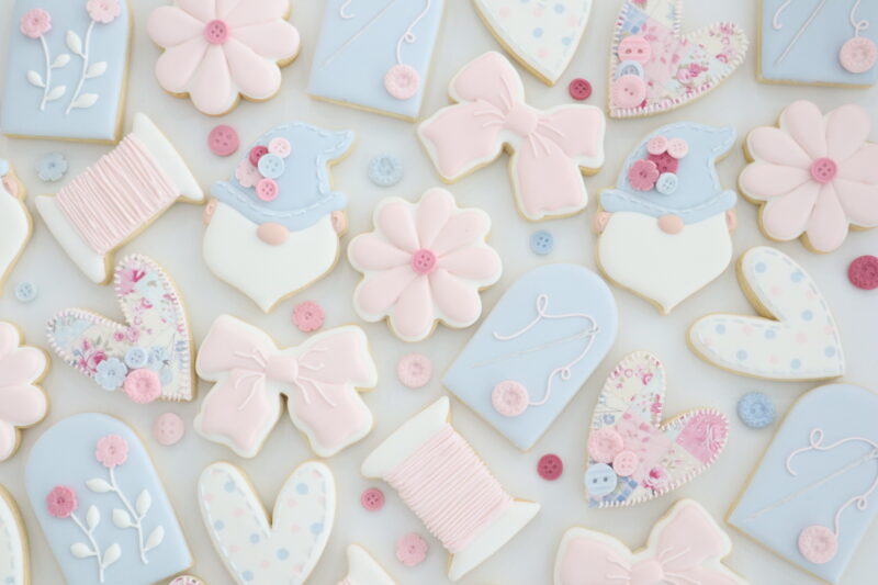 Cute as a button 5 hour class