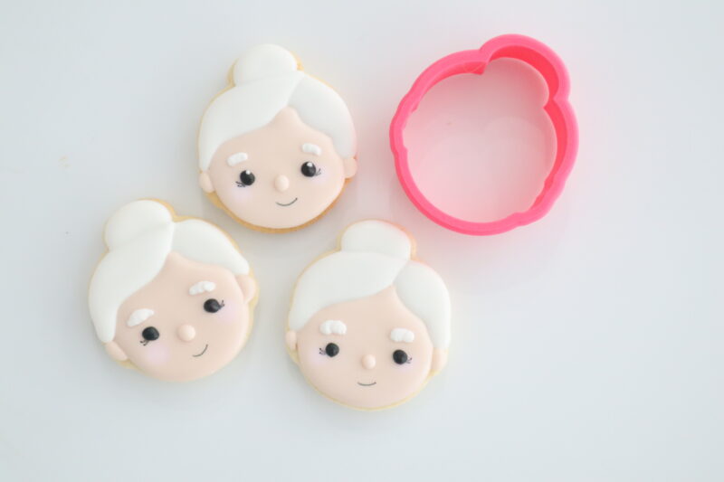 Mini Mrs Claus Cutter 2025 50mm x 55mm