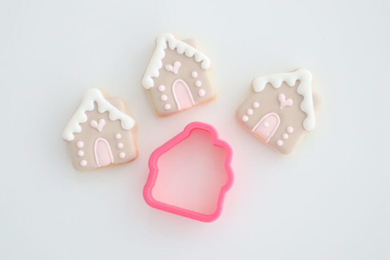 Mini gingerbread house cutter 2025 50mm x 55mm
