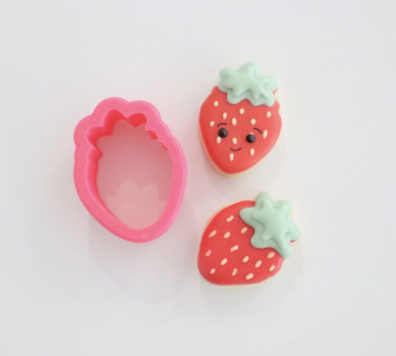 Miss Biscuit Mini Strawberry Cutter