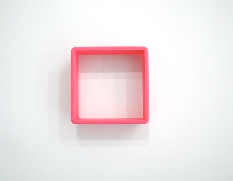 Miss Biscuit Square 65mm